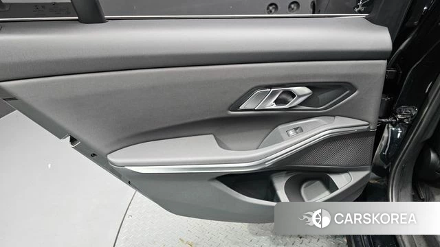 BMW 3 Series (G20) id 4881408 из Кореи 17