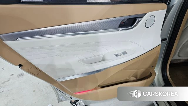 Hyundai The New Grandeur IG id 4693618 из Кореи 17