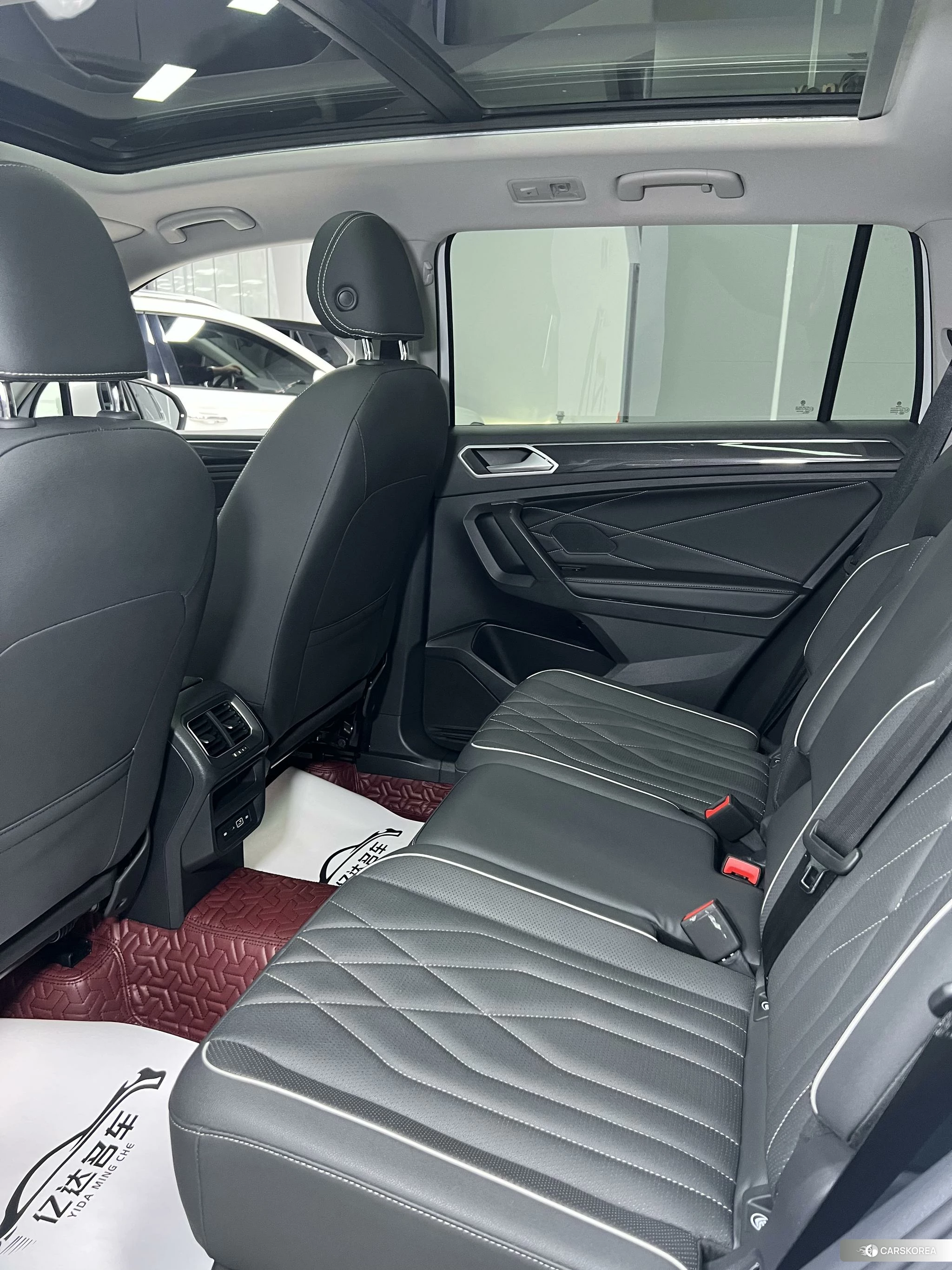 Volkswagen Tiguan L id 4473642 из Китая 17