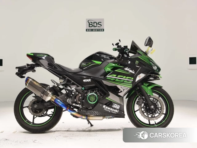 Проданный Kawasaki NINJA 400 2018 из Японии