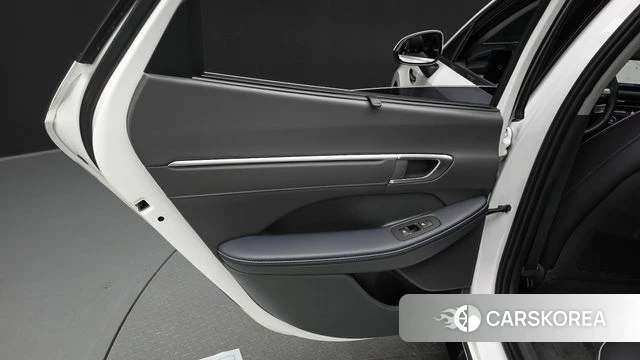 Hyundai Sonata D Edge Hybrid (DN8) id 4487959 из Кореи 17