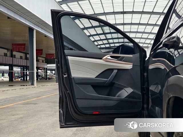 Volkswagen Tuyue id 4259026 из Китая 17