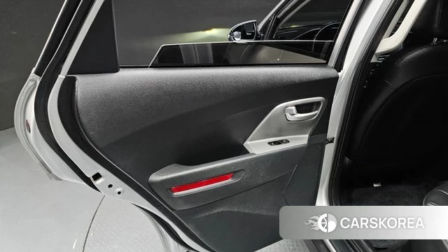 Kia Niro Plus id 4753934 из Кореи 17