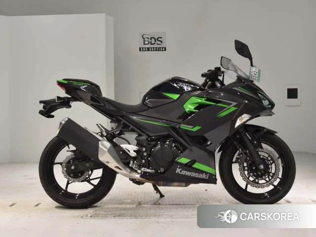 Проданный Kawasaki NINJA 400 2023 из Японии, фото 2