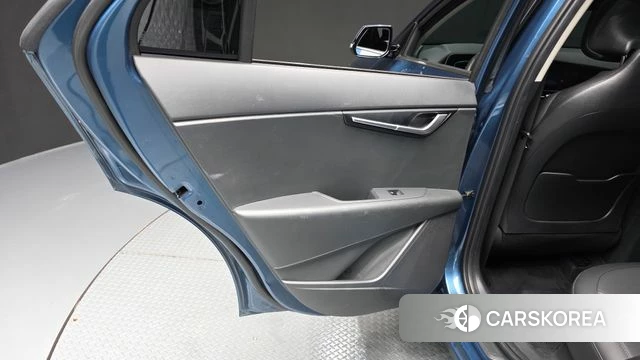 Kia Di Ol Nu Niro id 4763158 из Кореи 17