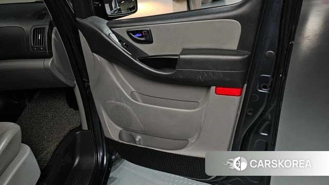 Hyundai The New Grand Starex id 4520782 из Кореи 17