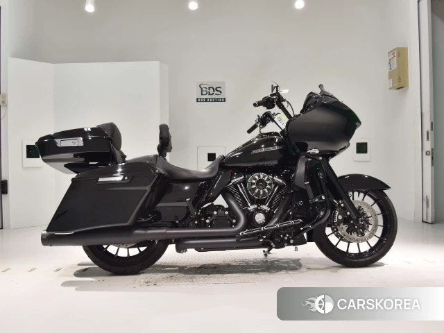 Проданный Harley-Davidson Road Glide FLTRXS1870 2019 из Японии