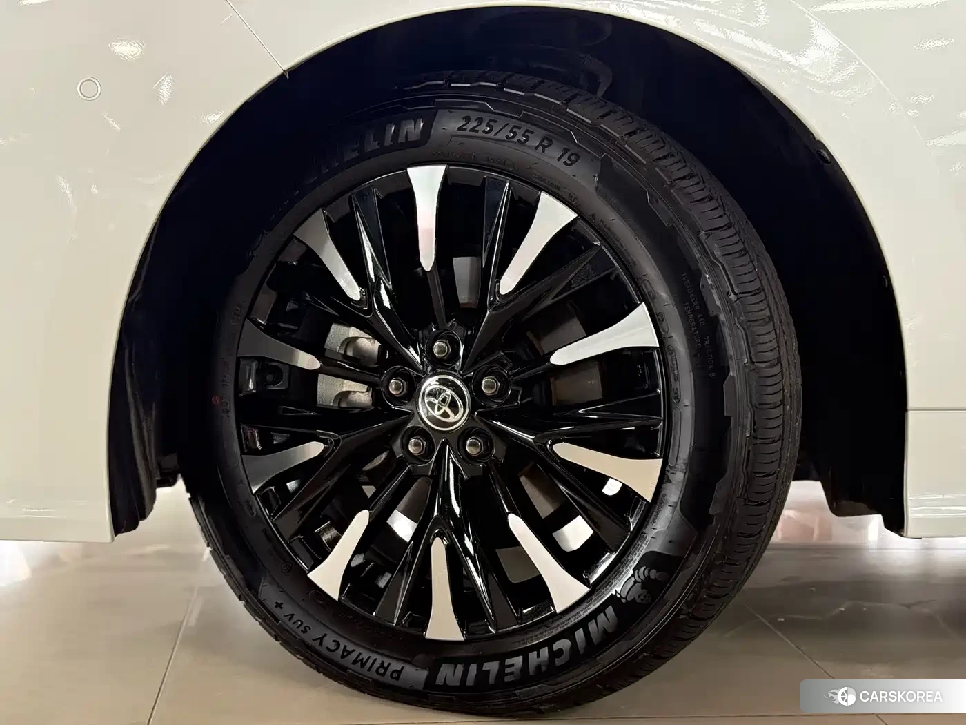 Toyota Alphard id 4547225 из Китая 17