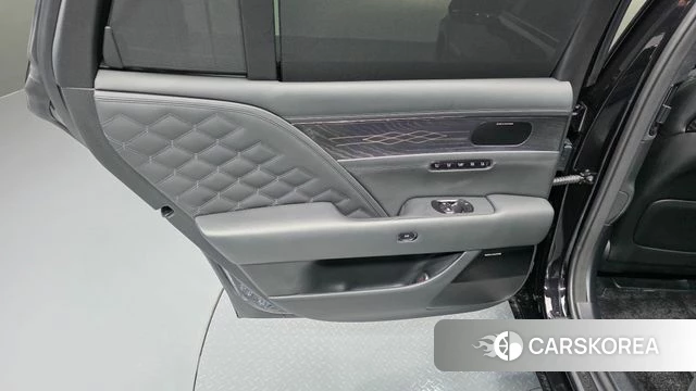 Genesis G90 (RS4) id 4480327 из Кореи 17