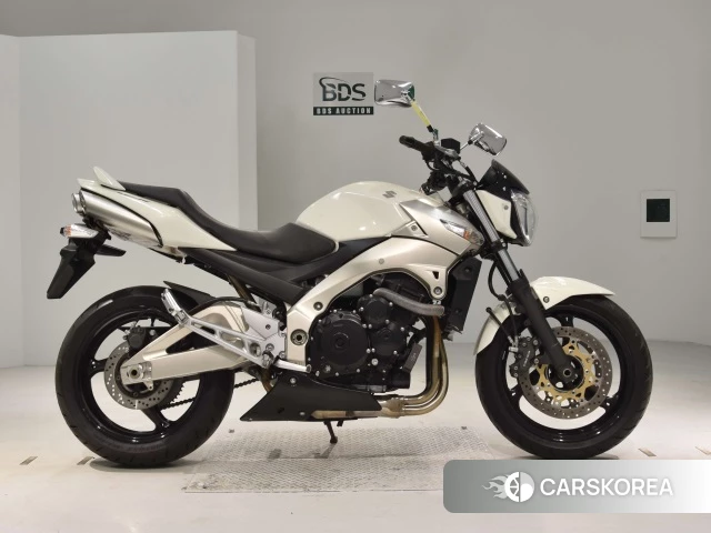 Проданный Suzuki GSR400 2010 из Японии, фото 2
