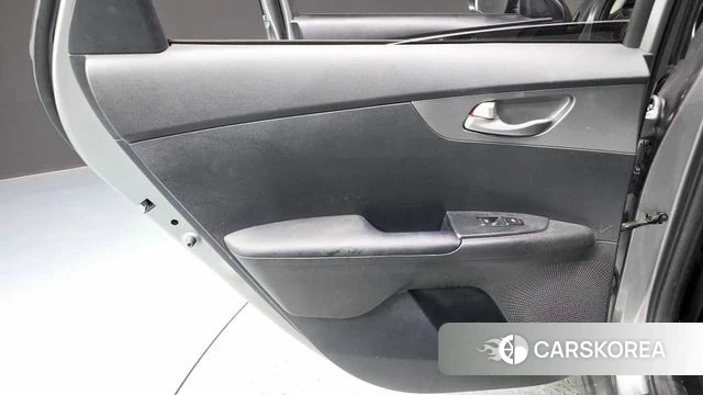 Kia Come New K3 id 4609595 из Кореи 17