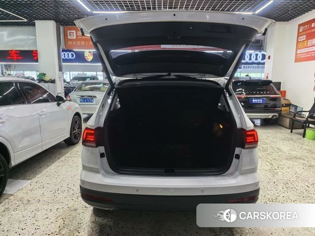 Volkswagen Tuyue id 3919565 из Китая 16