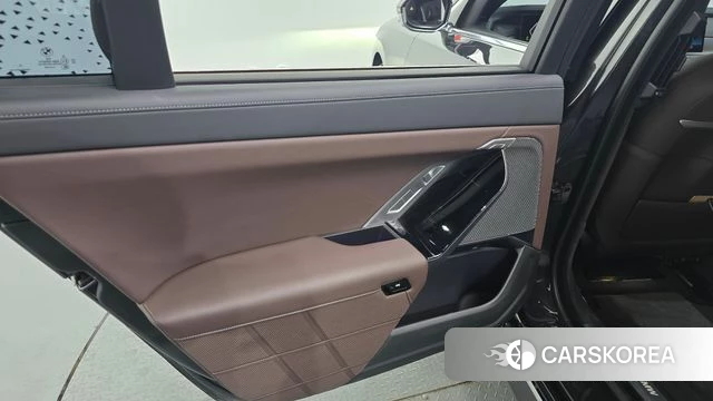 BMW 7 Series (G70) id 4315830 из Кореи 17
