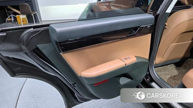 Hyundai Grandeur (GN7) id 4194165 из Кореи 17