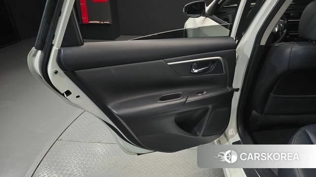 Nissan Altima id 4477415 из Кореи 17