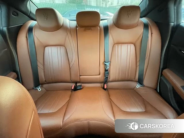 Maserati Ghibli id 4241320 из Китая 17