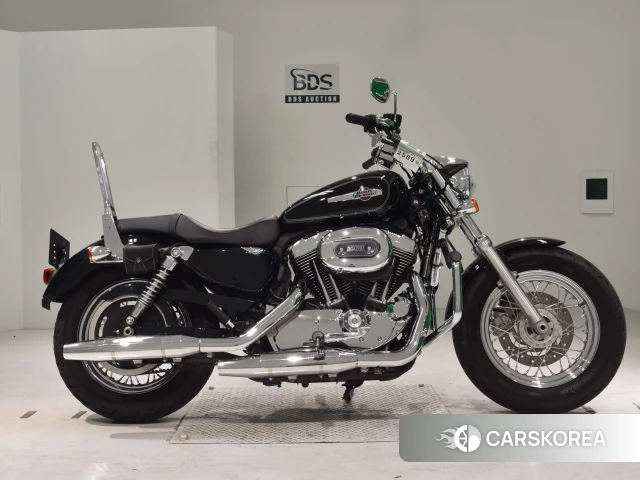 Проданный Harley-Davidson Sportster XL1200C 2013 из Японии, фото 2