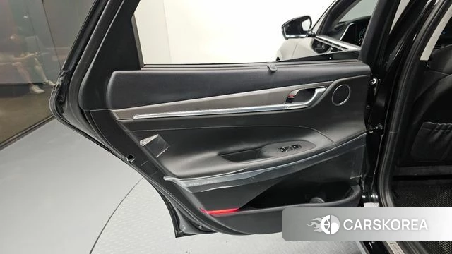 Hyundai The New Grandeur IG Hybrid id 4731881 из Кореи 17