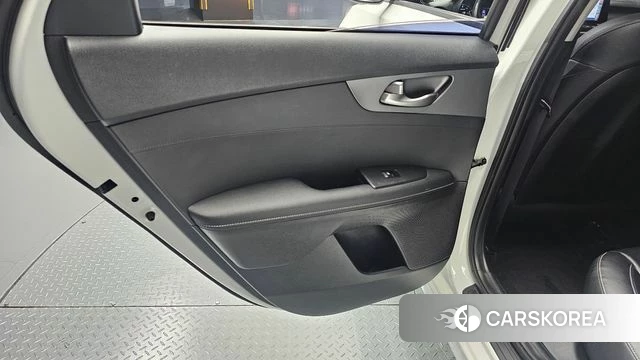 Kia Come New K3 id 4604341 из Кореи 17