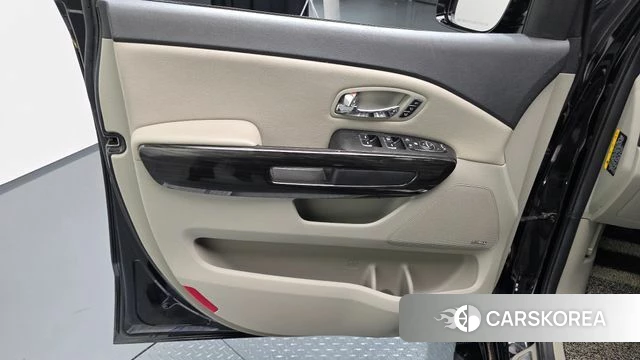 Kia The New Carnival id 4647381 из Кореи 17