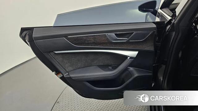 Audi A7 (4K) id 4619131 из Кореи 17