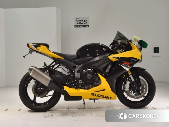 Проданный Suzuki GSX-R750 2018 из Японии