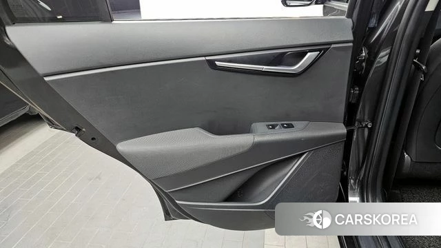 Kia Di Ol Nu Niro id 4322891 из Кореи 17
