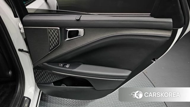Kia The New K8 Hybrid id 4934627 из Кореи 17