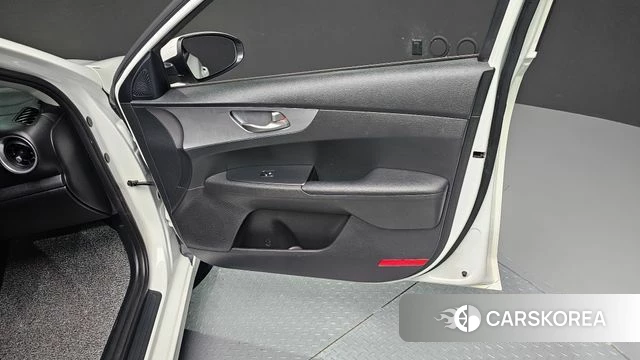 Kia The New K3 2nd generation id 4495555 из Кореи 17