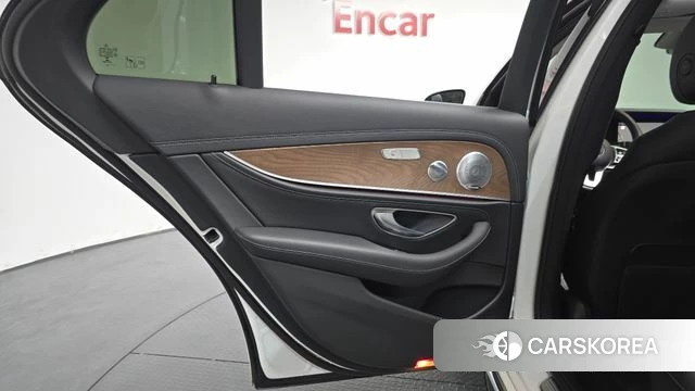 Mercedes-Benz E-Class W213 id 4232149 из Кореи 17