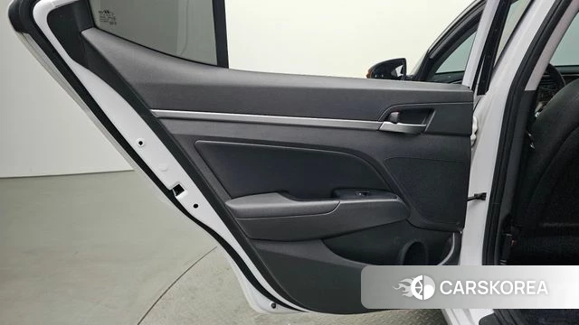 Hyundai Avante AD id 4251248 из Кореи 17