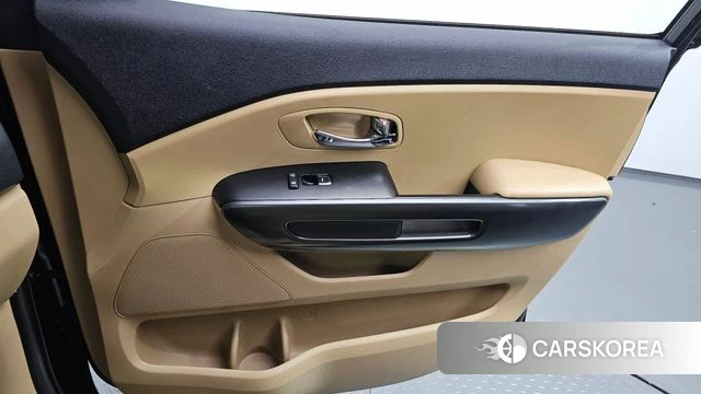 Kia The New Carnival id 4496322 из Кореи 17