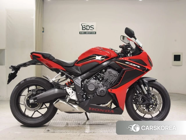 Проданный Honda CBR650R 2023 из Японии