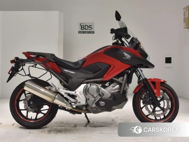 Проданный Honda NC700X DCT 2013 из Японии