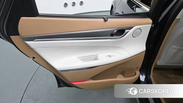 Hyundai The New Grandeur IG Hybrid id 4284691 из Кореи 17