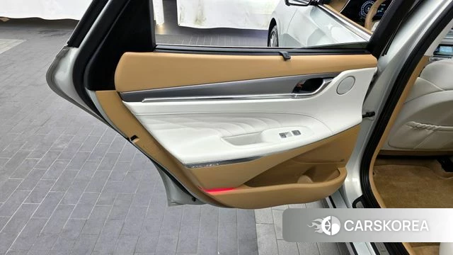 Hyundai The New Grandeur IG id 4402933 из Кореи 17