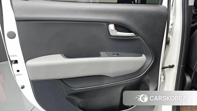 Kia The New Kia Ray EV id 4623387 из Кореи 17