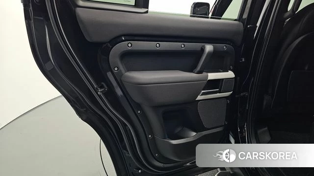 Land Rover Defender (L663) id 4712523 из Кореи 17