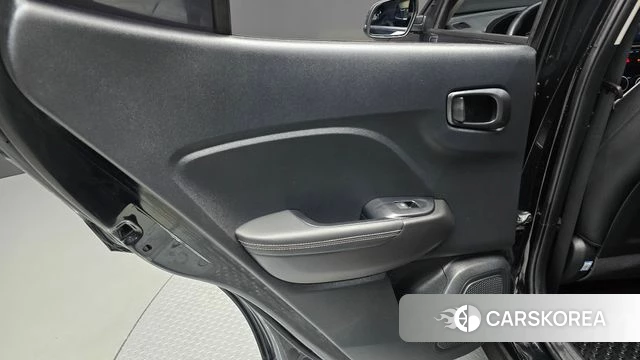 Hyundai Venue id 4350411 из Кореи 17
