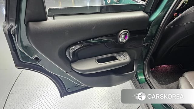 Mini Cooper Clubman id 4536446 из Кореи 17