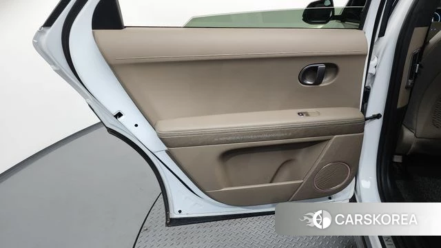 Hyundai Ionic 5 id 4904550 из Кореи 17