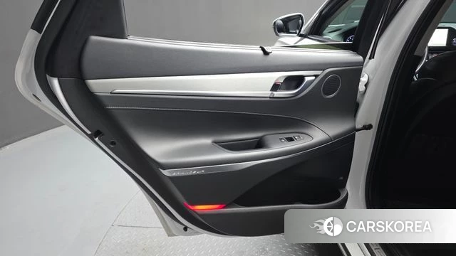 Hyundai Grandeur IG id 4356523 из Кореи 17
