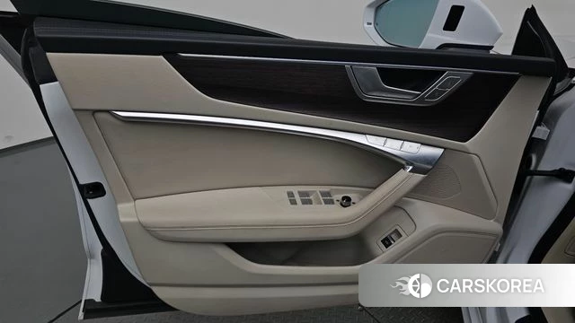 Audi A7 (4K) id 4707495 из Кореи 17