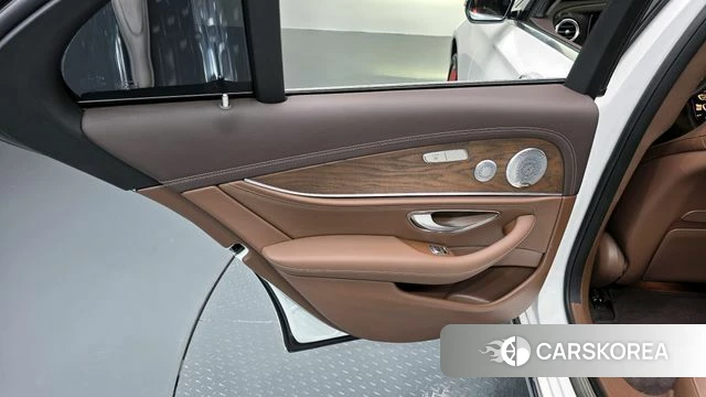 Mercedes-Benz E-Class W213 id 4339320 из Кореи 17