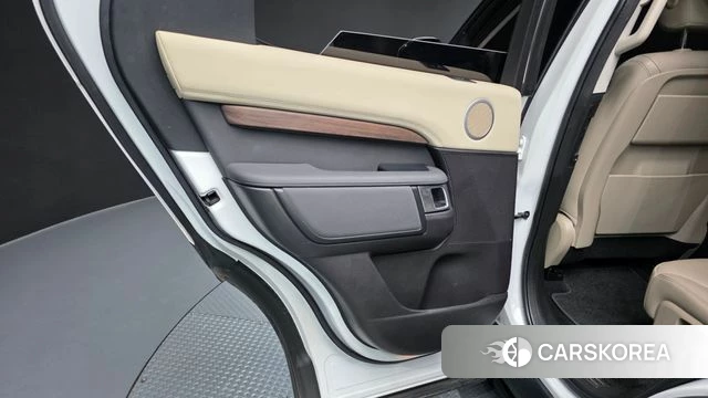 Land Rover Discovery 5 id 4647745 из Кореи 17