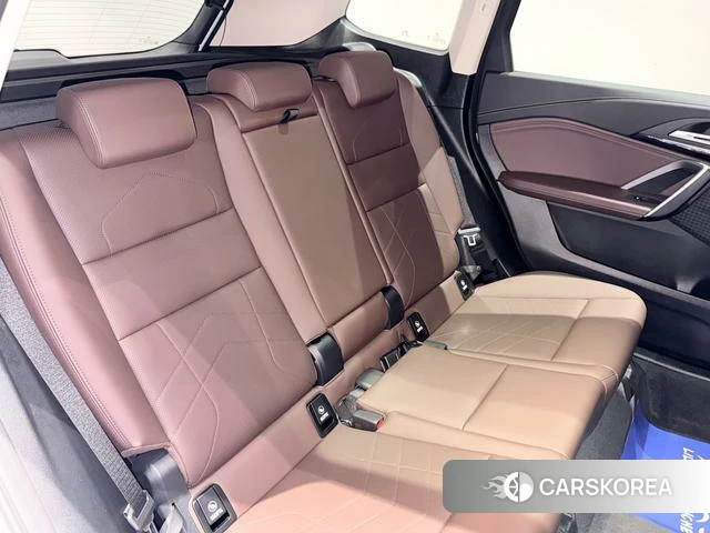 BMW X1 id 4264011 из Китая 17