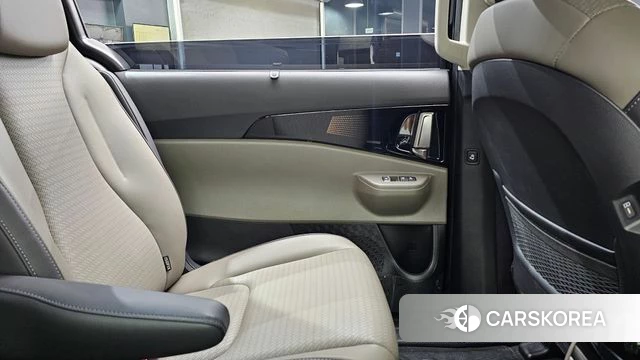 Kia The New Carnival 4th Generation id 4757316 из Кореи 17