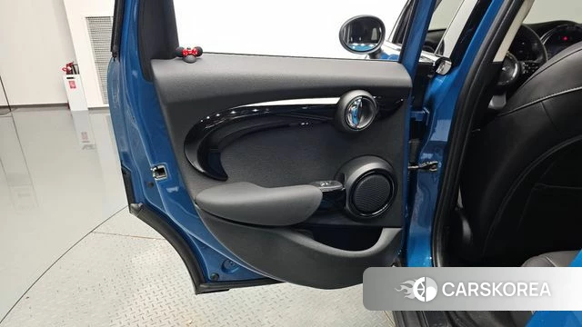 Mini Cooper id 4764131 из Кореи 17