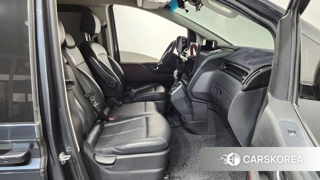 Hyundai Staria id 4309663 из Кореи 17