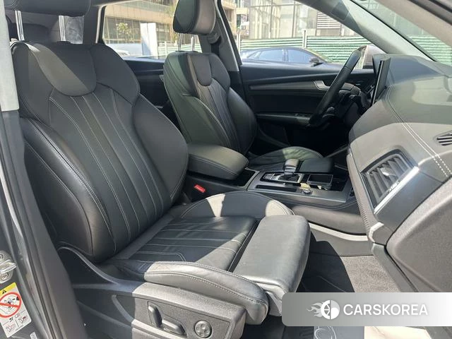 Audi Q5L id 4221750 из Китая 17